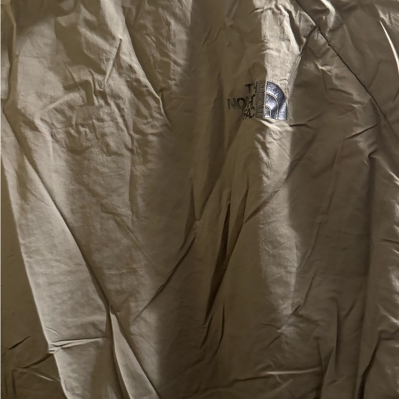 New north face jacket new without tag never wear - Picture 7 of 9